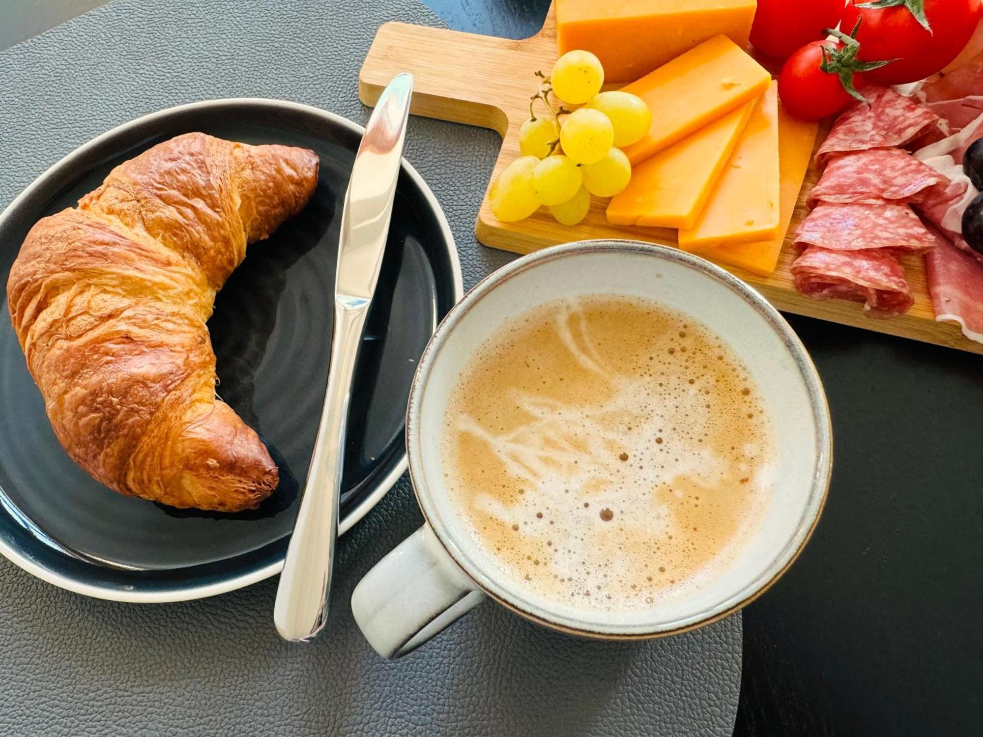 Superhosts Zentrum - Parkplatz - Badewanne - Netflix - Kaffee เบรเมน ภายนอก รูปภาพ